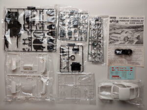 1/20 Porsche Carrera RS The Circuit Wolf - Sakon Hayase Сборная модель Doyusha SO-11