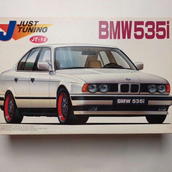 1/24 BMW 535i E34 Сборная модель Fujimi 18233