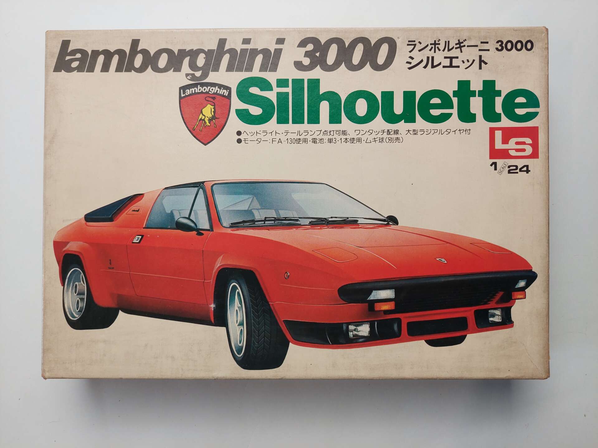 d15e4f173a19b41b9bbd5b2d0f5457a4.jpg 1/24 Lamborghini 3000 Silhouette Сборная модель LC C613