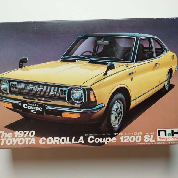 1/24 Toyota Corolla Coupe 1200 SL 1970 Сборная модель Doyusha NH-29