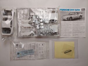 1/24 Porsche 944 Turbo Сборная модель Hasegawa 20260