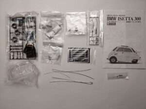 1/24 BMW Isetta 300 1955 Сборная модель Gunze Sangyo G-217