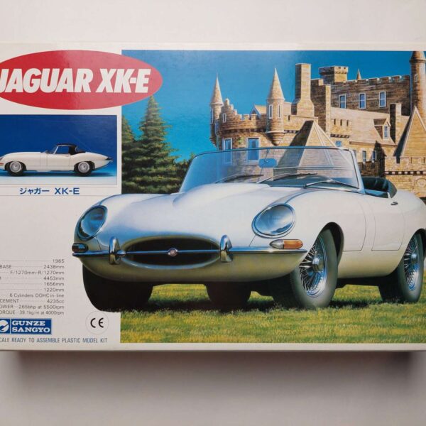 1/24 Jaguar XK-E Сборная модель Gunze Sangyo G-182