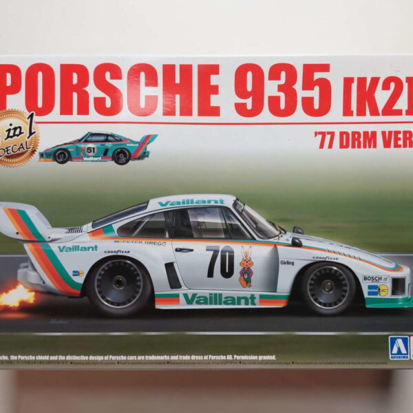 1/24 Porsche 935 [K2] '77 DRM Ver. #70 Vaillant Сборная модель Beemax B24015