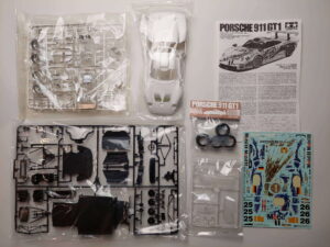 1/24 Porsche 911 GT1 1996 #25 Mobil 1 Сборная модель Tamiya 24186