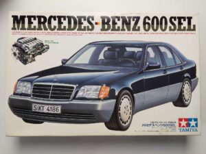 1/24 Mercedes-Benz 600 SEL with Engine Сборная модель Tamiya 24118