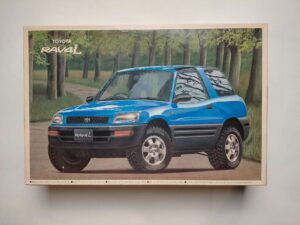1/24 Toyota RAV4 L Сборная модель Aoshima 018712