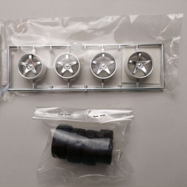 1/24 Wheel & Type Nismo LM GT4 Fujimi 19246