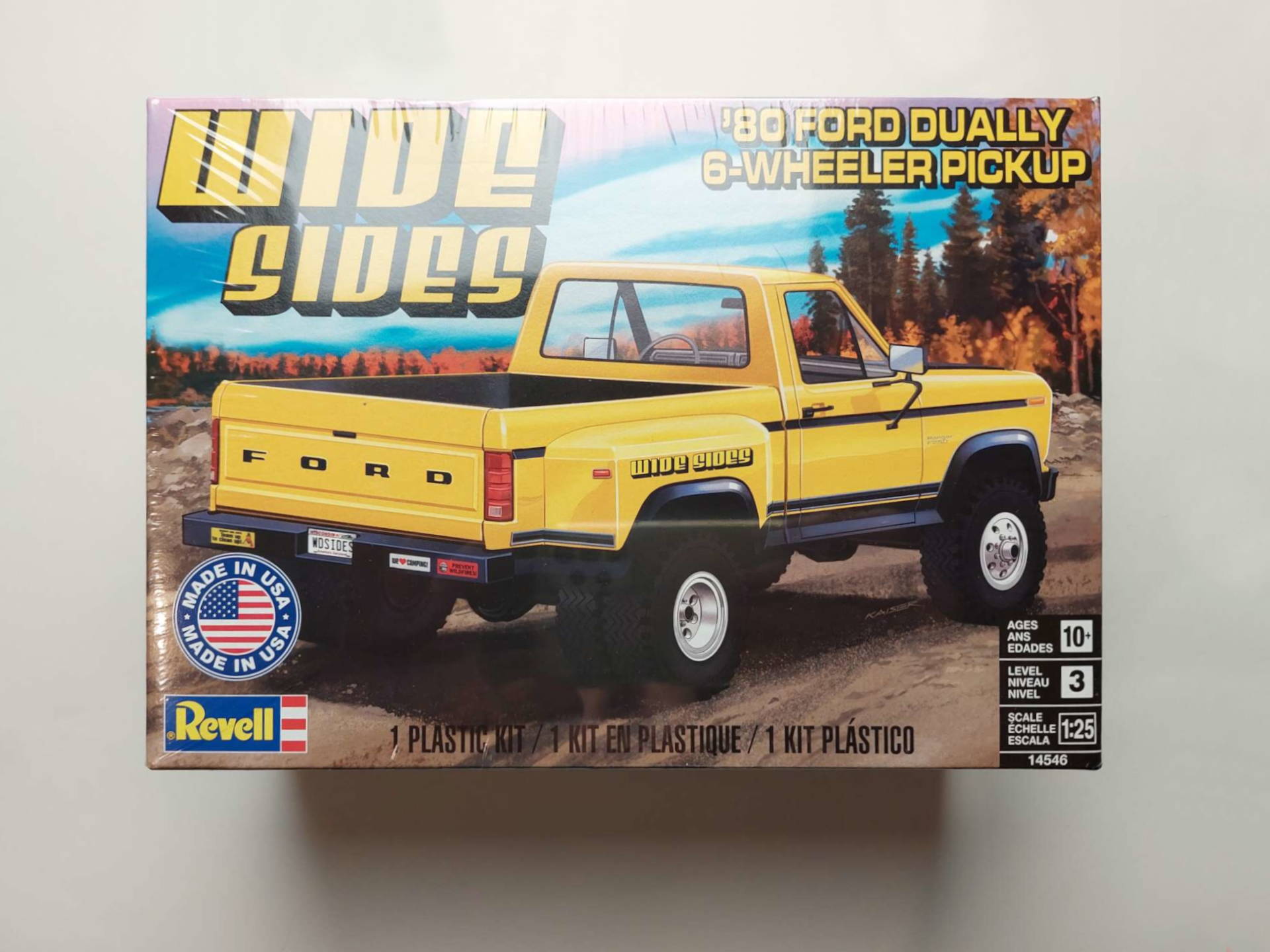 7d355a3e8150632cd0dfabd81ddaa45f.jpg 1/25 Ford Dually 6-Wheeler Pickup '80 Сборная модель Revell 14546