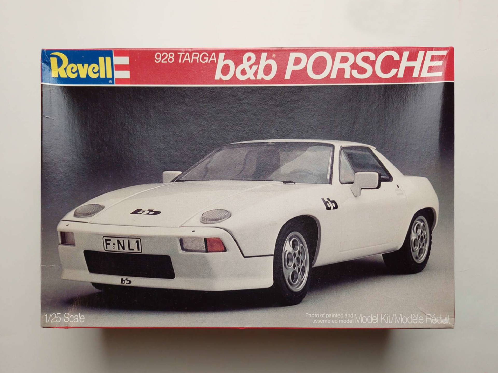 8d07055fbd7029fa000e8677540bd05e.jpg 1/25 Porsche 928 Targa B&B Сборная модель Revell 7218