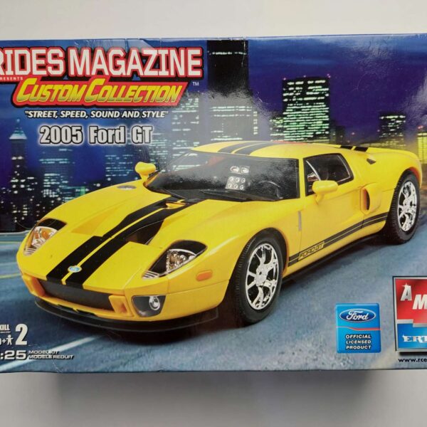 1/25 Ford GT 2005 Сборная модель AMT/ERTL 38480