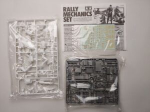 1/24 Rally Mechanics Set Комплект сборных фигурок Tamiya 24266