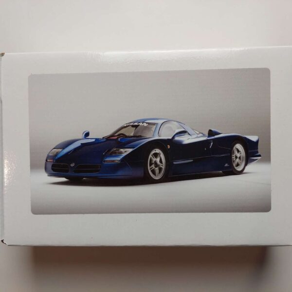 1/24 Nissan R390 GT1 Long Tail Road Version Транскит Officina 124