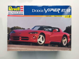 1/25 Dodge Viper RT/10 Сборная модель Revell 85-6260