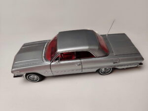 1/24 Chevrolet Impala 1963 Масштабная модель Franklin Mint