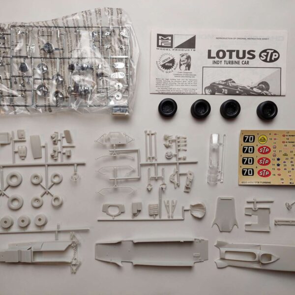 1/25 Lotus 56 Indy Turbine Car Сборная модель MPC 6025