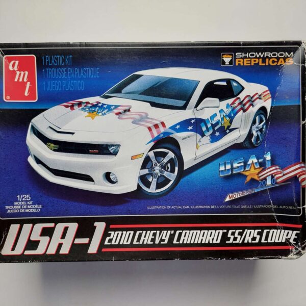 1/25 Chevrolet Camaro SS/RS 2010 Coupe USA-1 Сборная модель AMT 778/12