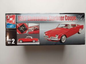1/25 Studebaker Starliner 1953 Coupe AMT/ERTL 31759