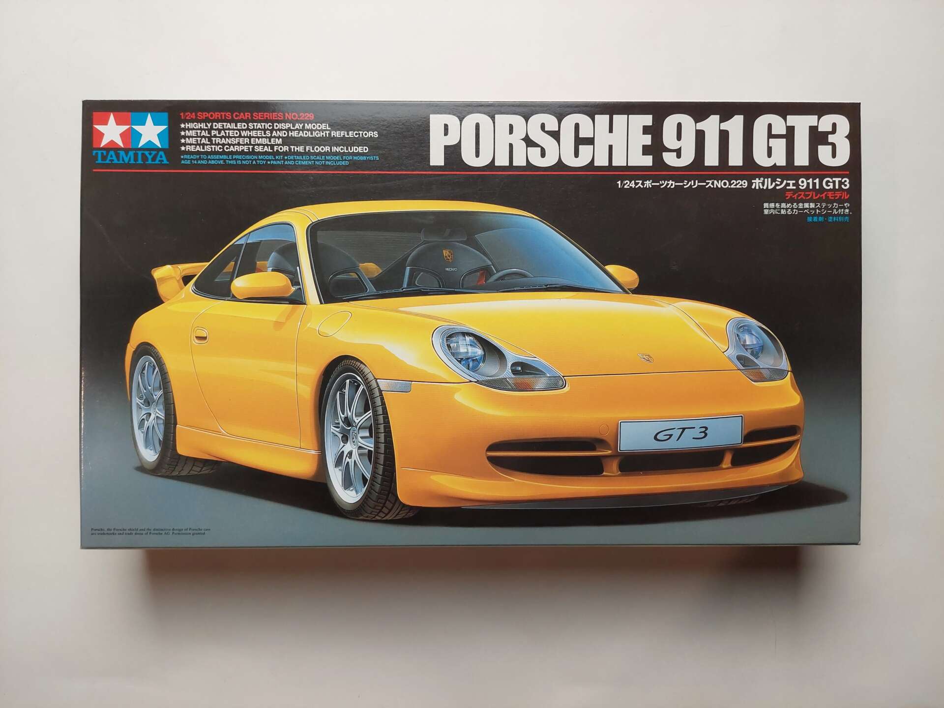 037cd66fc92ab3170fe4d13384a63c98.jpg 1/24 Porsche 911 GT3 Сборная модель Suzuki 24229