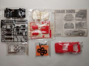 1/24 Ferrari 308GTB Сборная модель Gunze Sangyo G-214