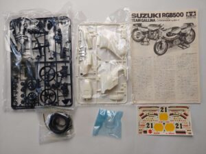 1/12 Suzuki RGB500 1980 #21 Team Gallina Сборная модель Tamiya 1409