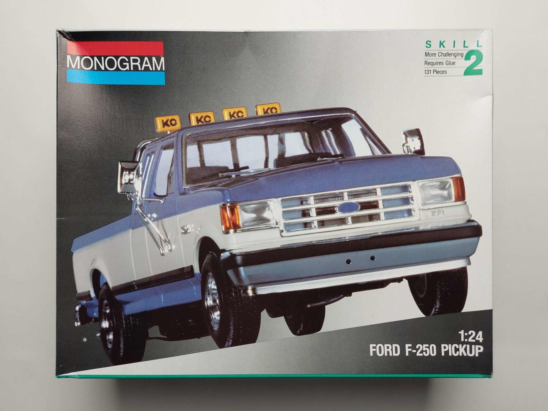 40d3fbc95a85bd340ee766860d0cebaa.jpg 1/24 Ford F-250 Pickup Сборная модель Monogram 2922