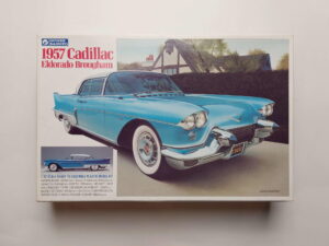 1/32 Cadillac Eldorado Brougham 1957 Сборная модель Gunze Sangyo G-174
