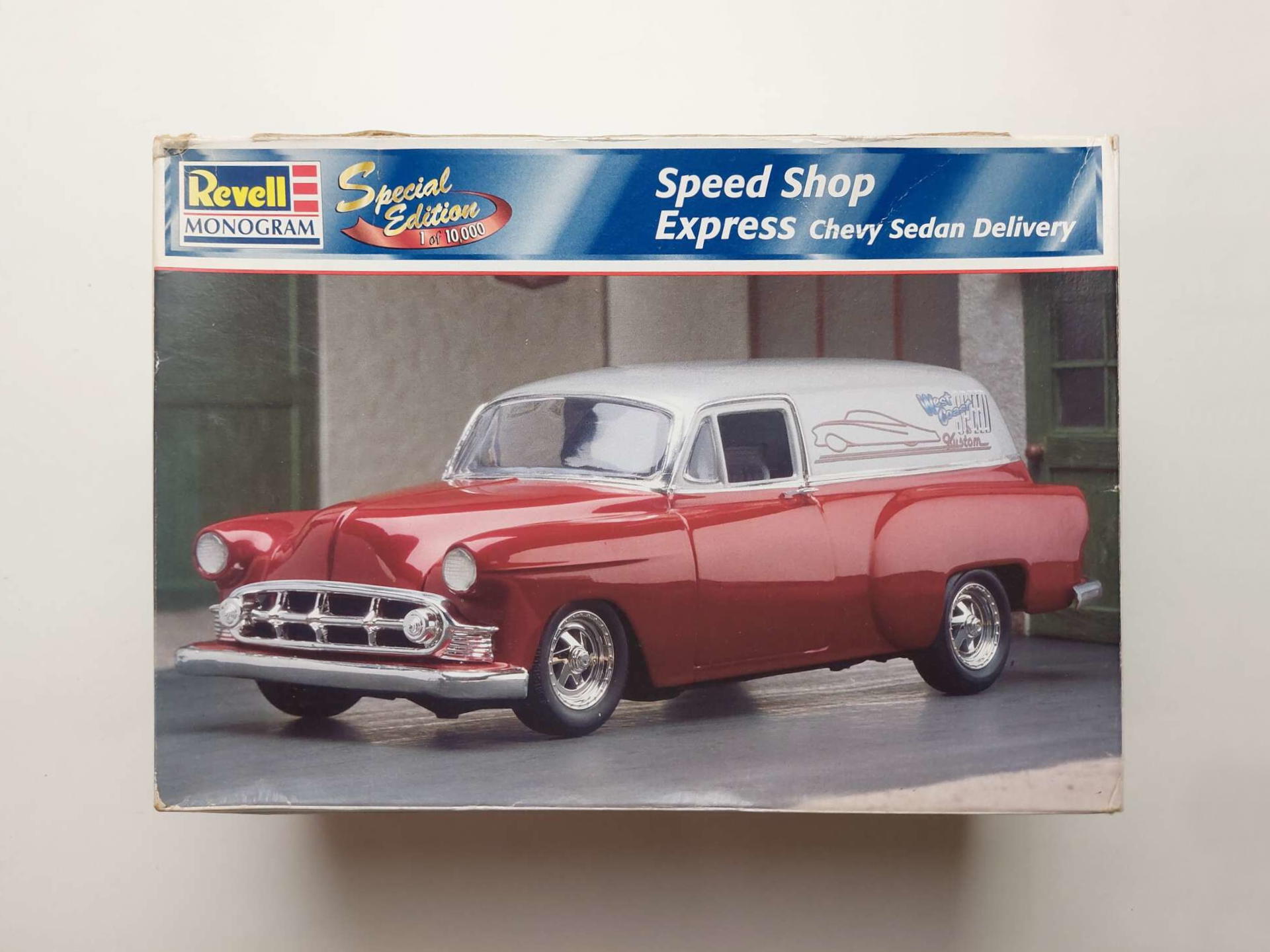 4c96b064971b5cc56862d0d006ac5945.jpg 1/25 Chevrolet Panel Speed Shop Express 1953 Sedan Delivery Сборная модель Revell Monogram 85-2976