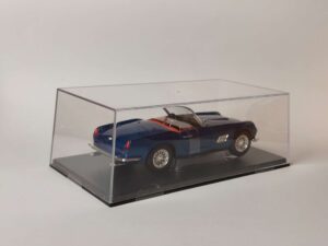 1/24 Ferrari 250 California 1957 Масштабная модель Bburago