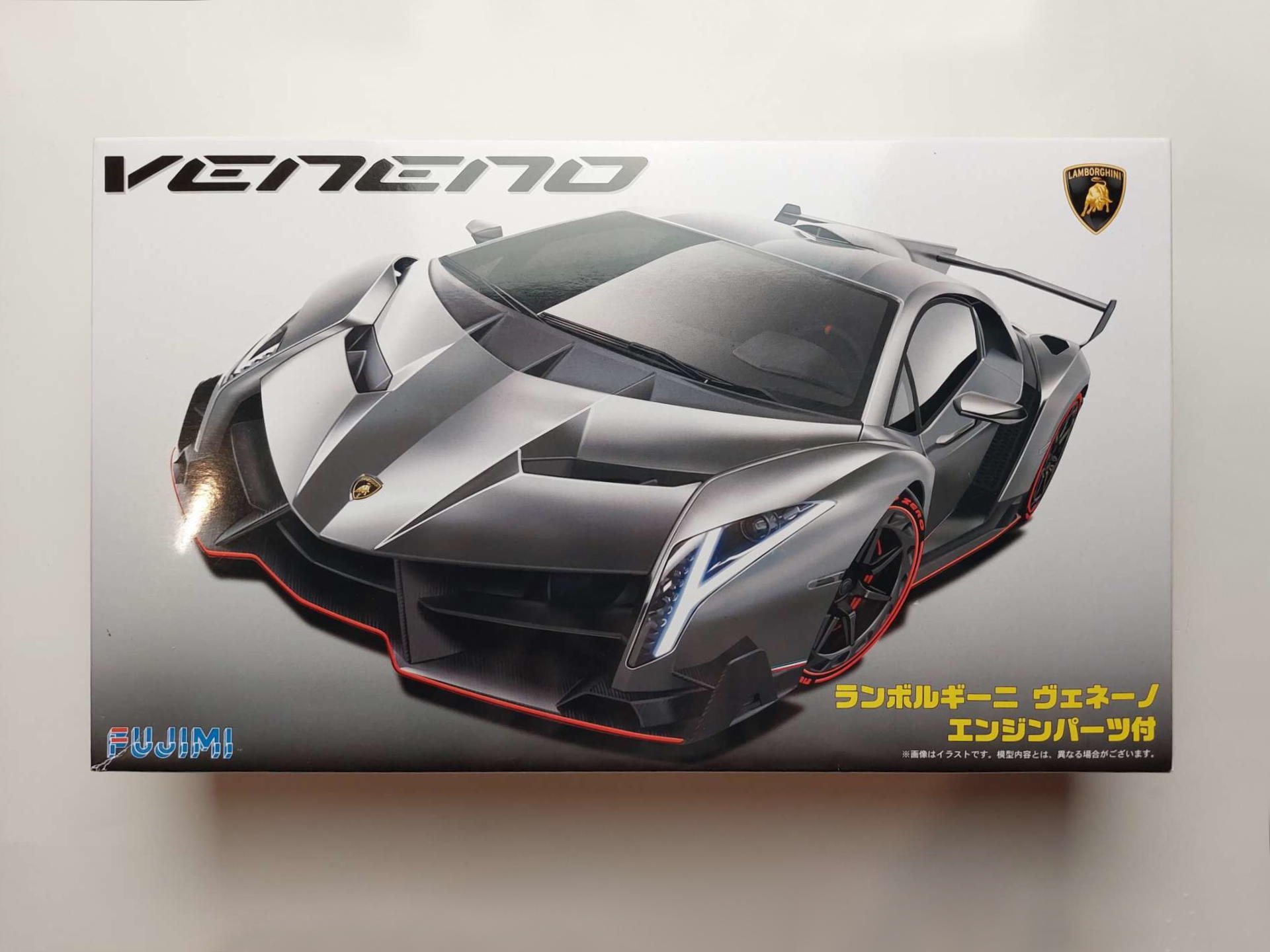 88ffd16a8a54e0b36ac36b026672a894.jpg 1/24 Lamborghini Veneno Сборная модель Fujimi 12592