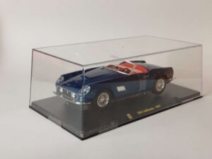 1/24 Ferrari 250 California 1957 Масштабная модель Bburago