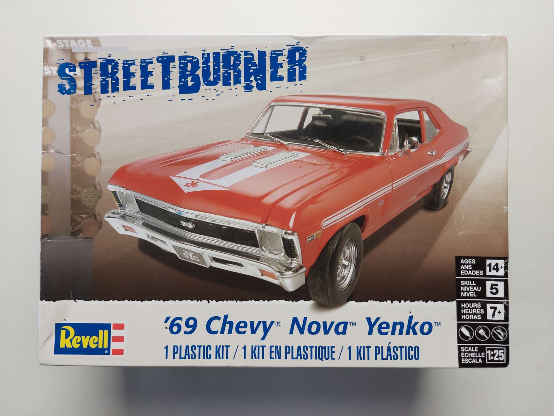 b14799eba4b10286c9d3b004f1849b78.jpg 1/25 Chevrolet Nova Yenko '69 Сборная модель Revell 85-4423