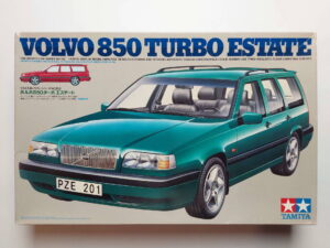 1/24 Volvo 850 Turbo 1994 Estate Сборная модель Tamiya 24152