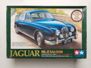 1/24 Jaguar Mk.II Saloon Сборная модель Tamiya 89653