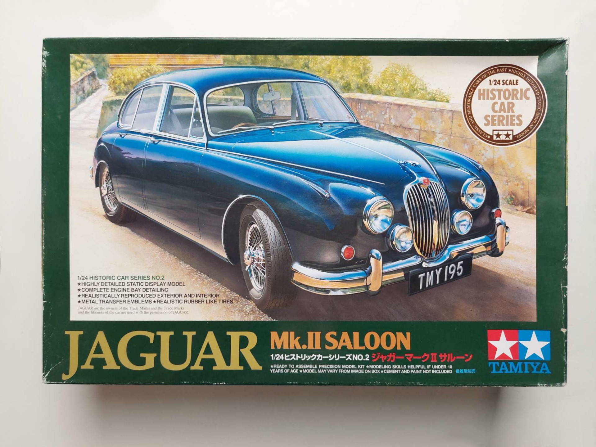 c00861c9560fe1e417a1e41aac15e77c.jpg 1/24 Jaguar Mk.II Saloon Сборная модель Tamiya 89653