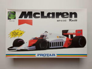 1/24 McLaren MP4/2C Marlboro Сборная модель Protar 206