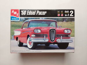 1/25 Ford Edsel Pacer '58 Сборная модель AMT/ERTL 30032
