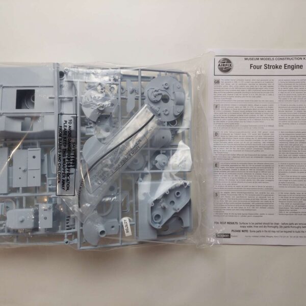 Four Stroke Engine Сборная модель AirFix A07870