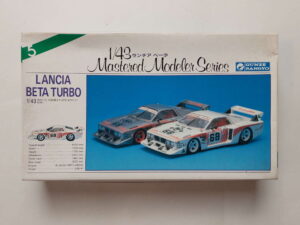 1/43 Lancia Beta Turbo 1981 24 Hours of Le Mans #68 Jolly Club Сборная модель Gunze Sangyo FG-105