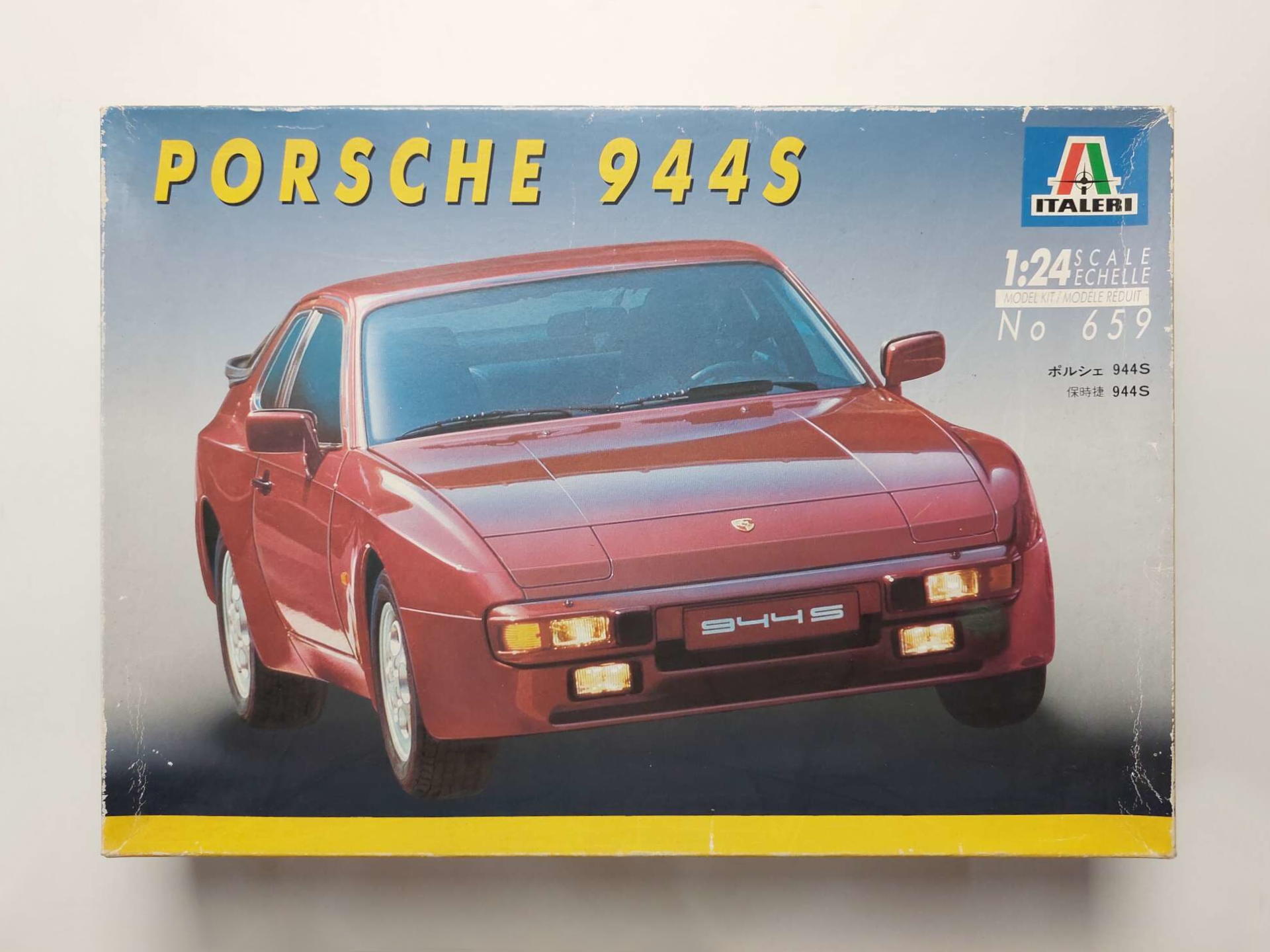 4086a0586e3c10c892885fd379dbbd11.jpg 1/24 Porsche 944S Сборная модель Italeri 659