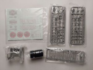 1/24 Bedford OLB LWB O Series 5-ton Tanker Сборная модель EMHAR EM2403