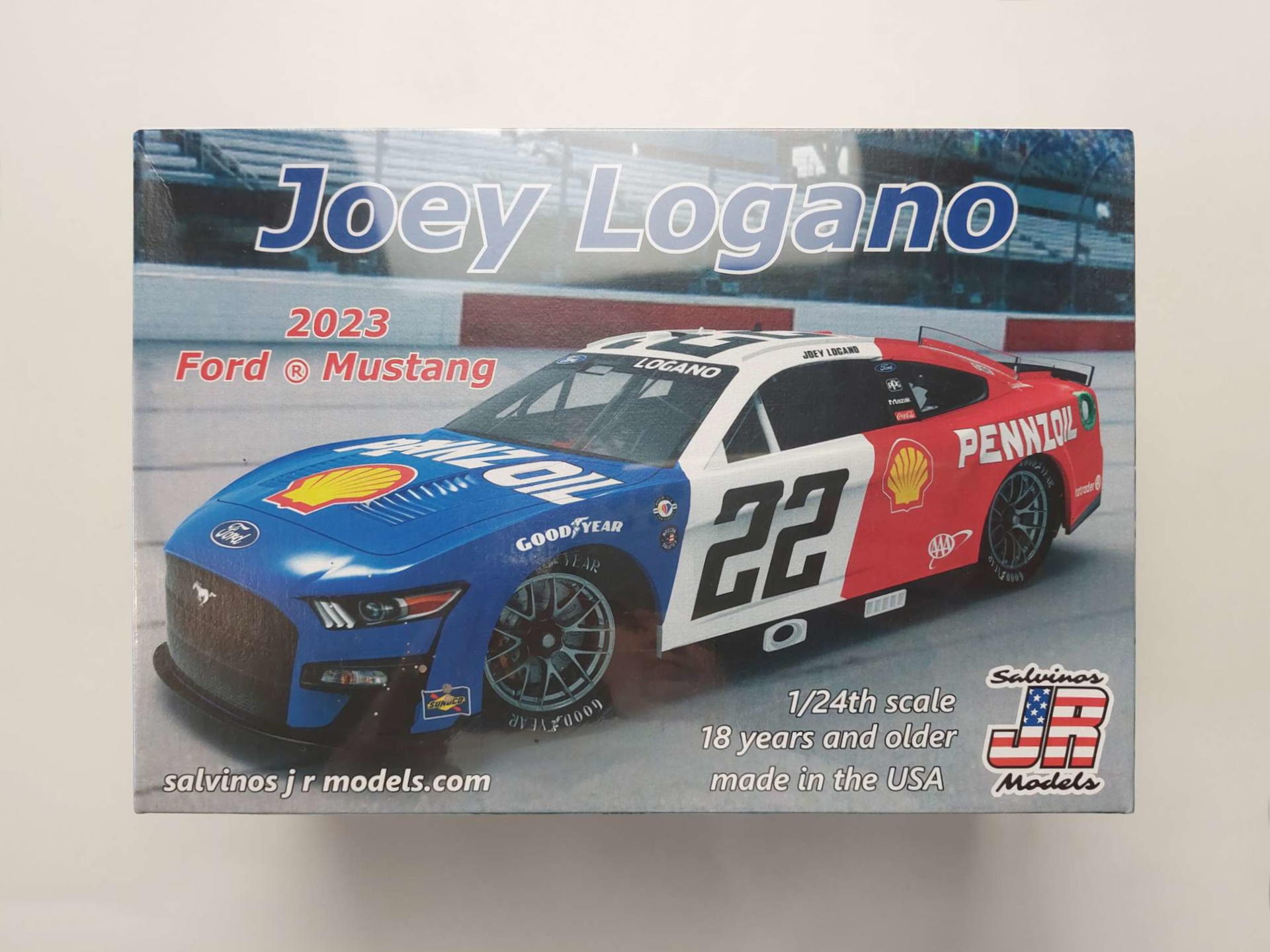 5f1b1da042d3692dec35e3e6b2781348.jpg 1/24 Ford Mustang 2023 Joey Logano #22 Team Penske Сборная модель Salvinos Jr Models PF2023JLD