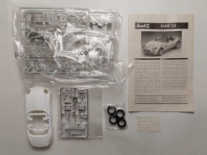 1/24 BMW Z8 (E52) 1999 Сборная модель Revell 07382