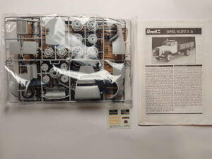 1/24 Opel Blitz S 3t Сборная модель Revell 07503