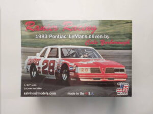 1/24 Pontiac LeMans 1983 Cale Yarborough #28 Ranier Racing Сборная модель Salvinos Jr Models RRLM1983D