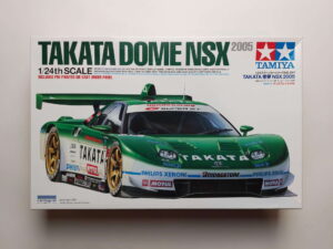 1/24 Honda NSX 2005 Super GT 2nd T.Kogure / R.Michigami #18 Dome Takata Сборная модель Tamiya 24291