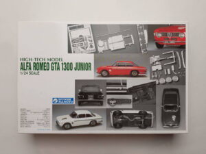 1/24 Alfa Romeo GTA 1300 Junior с ф/т Сборная модель Gunze Sangyo G-228