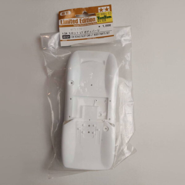 1/24 Lola T70 Spyder Scale slot car LT body parts set Tamiya 25121