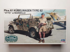 1/24 Volkswagen PkwK1 Kübelwagen Type 82 Otto w/ Marseille Сборная модель Hasegawa 20228