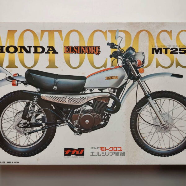 1/8 Honda Elsinore MT250 Сборная модель Nagano 1005